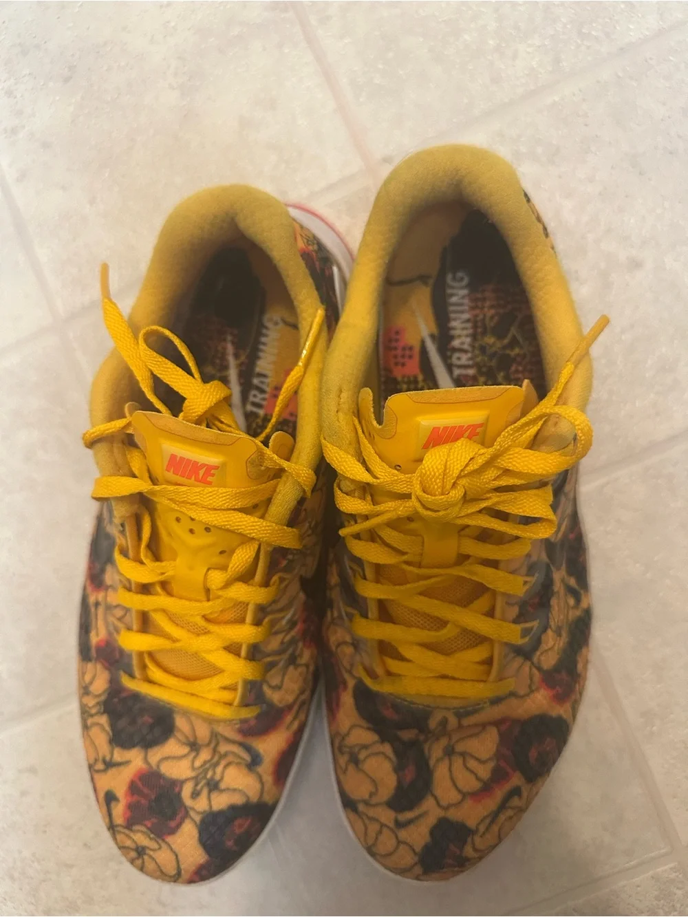 Nike Women's Yellow Floral Athletic Sneakers